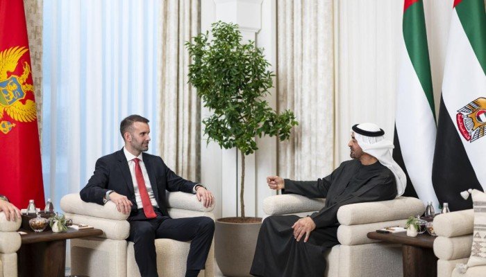 الإمارات ومونتينغرو تبحثان سبل تعزيز العلاقات الثنائية بين البلدين الإمارات ومونتينغرو تبحثان سبل تعزيز العلاقات الثنائية بين البلدين