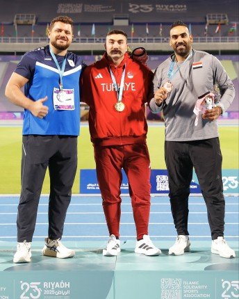 الكويتي عيسى الزنكوي يحصد فضية رمي القرص في دورة ألعاب التضامن الإسلامي