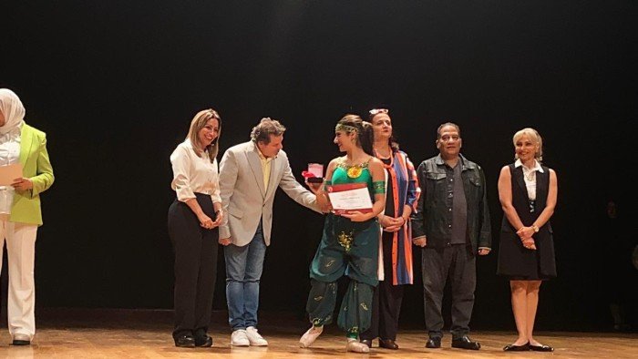 حلا فريد لاعبة الأهلي تتوج بالميدالية الذهبية في مسابقة البالية على مستوى الجمهورية حلا فريد لاعبة الأهلي تتوج بالميدالية الذهبية في مسابقة البالية على مستوى الجمهورية