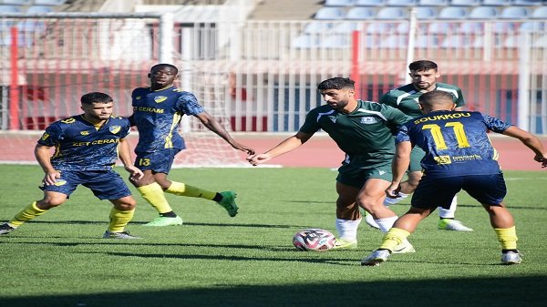 بث مباشر.. مشاهدة مباراة أتليتيك بارادو ومولودية البيض في الدوري الجزائري