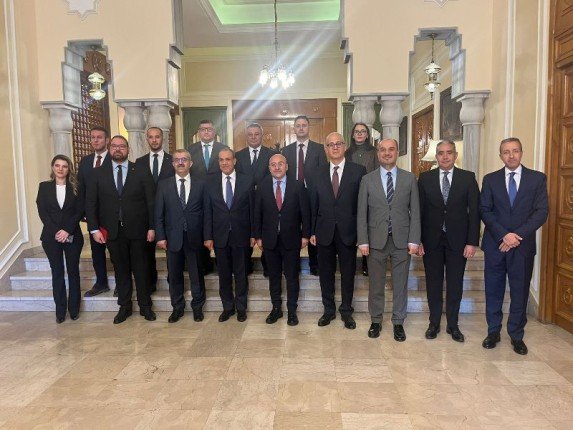 مصر.. وزير الخارجية يشارك في جلسة نقاشية بمركز الأبحاث التركي SETA