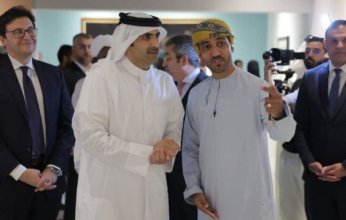 وزير الثقافة القطري يفتتح مهرجان فريج الفن في نسخته الثانية بدرب الساعي