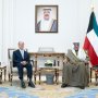 ولي العهد الكويتي يستقبل رئيس مجلس الإدارة والرئيس التنفيذي لشركة بلاك روك