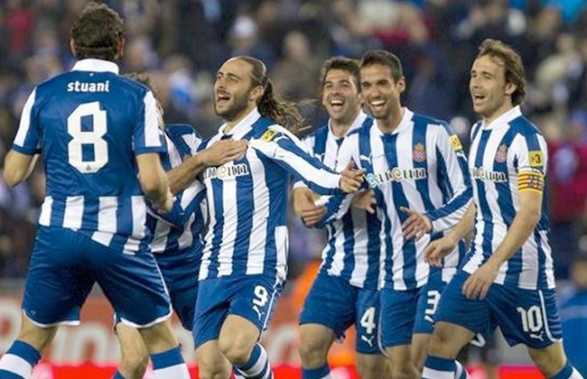 شاهد الأن.. بث مباشر لمباراة إسبانيول وفياريال في الدوري الإسباني