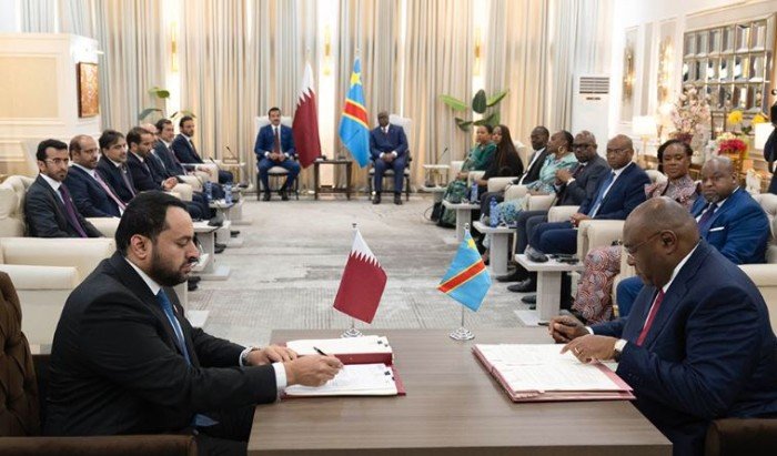 أمير قطر ورئيس الكونغو يشهدان التوقيع على اتفاقية وعدد من مذكرات تفاهم أمير قطر ورئيس الكونغو يشهدان التوقيع على اتفاقية وعدد من مذكرات تفاهم