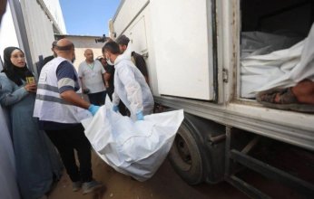 السلطات الصحية بغزة تتسلم 15 جثمانا لشهداء أفرجت عنهم سلطات الاحتلال الإسرائيلي