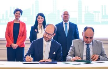 مصر توقع اتفاق تمويل ميسر ومنحة بـ53.8 مليون يورو لتنفيذ برنامج الصناعات الخضراء