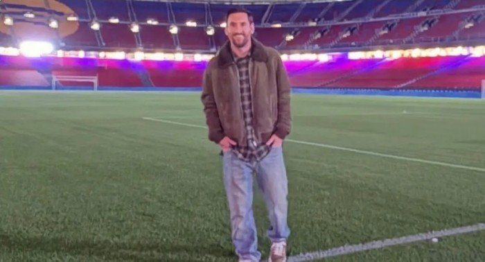 ميسي يظهر في ملعب برشلونة