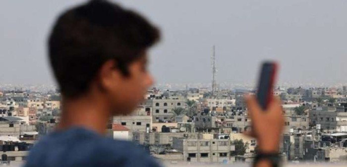 انقطاع خدمات الإنترنت والاتصالات عن مدينة غزة انقطاع خدمات الإنترنت والاتصالات عن مدينة غزة