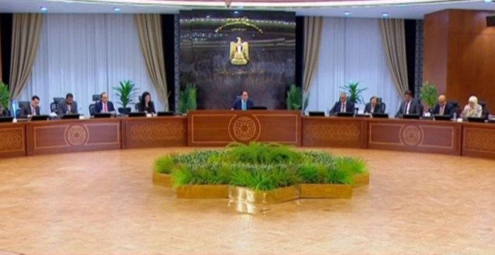 مدبولي: اتفاقات موسعة مع الجزائر وتأكيد "إيني" ضخ 8 مليارات دولار استثمارات جديدة في مصر مدبولي: اتفاقات موسعة مع الجزائر وتأكيد "إيني" ضخ 8 مليارات دولار استثمارات جديدة في مصر