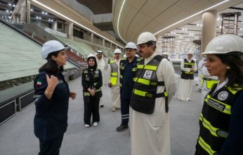 رئيس مجلس الوزراء الكويتي يقوم بجولة تفقدية على مشروع مطار الكويت الدولي الجديد (T2)