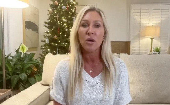 تفاصيل استقالة نائبة أمريكية من الكونجرس بعد خلافها مع ترامب بشأن ملفات إبستين