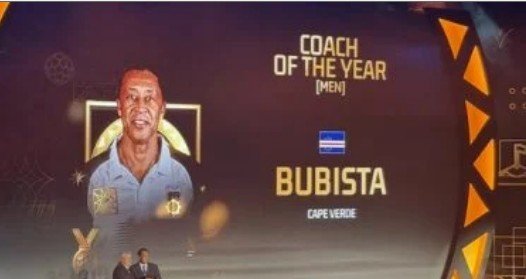 بوبيستا مدرب الرأس الأخضر الأفضل فى أفريقيا 2025