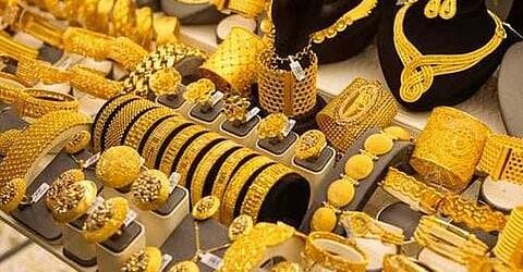 استقرار أسعار الذهب في مصر خلال تعاملات الخميس وعيار 21 يسجل 5825 جنيهًا استقرار أسعار الذهب في مصر خلال تعاملات الخميس وعيار 21 يسجل 5825 جنيهًا