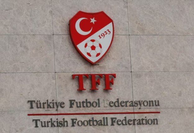الاتحاد التركي يعلن اعتقال أكثر من 1000 لاعب في إطار تحقيق موسع متعلق بالمراهنات