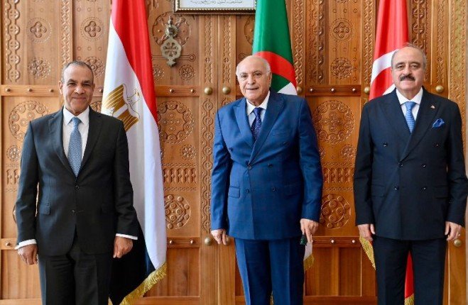 البيان الختامي لاجتماع وزراء خارجية مصر والجزائر وتونس بشأن ليبيا