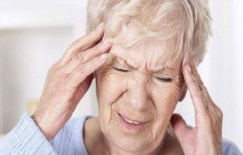 أطعمة ومشروبات تهدد صحة الدماغ وترفع خطر الخرف