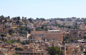 حماس: المشروع الاستيطاني الجديد في قلب الخليل جريمة تهويدية تستهدف طمس هوية المدينة