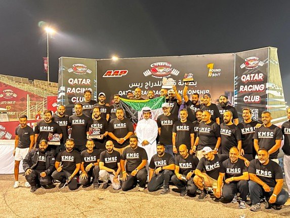 متسابقو النادي الكويتي للسيارات يحرزون مراكز متقدمة في الجولة الافتتاحية لبطولة قطر للدراغ رايس