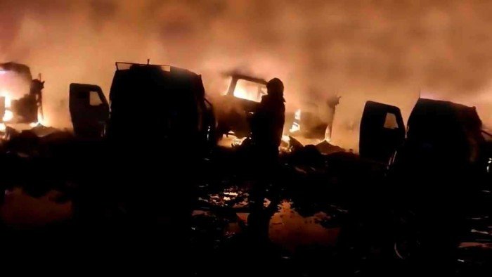 قتلى وجرحى إثر انفجار بمصنع للألعاب النارية في باكستان قتلى وجرحى إثر انفجار بمصنع للألعاب النارية في باكستان