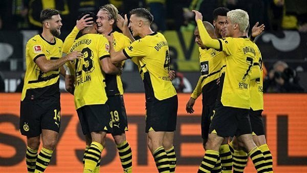 شاهد الأن.. بث مباشر لمباراة بورسيا دوتموند وفياريال في دوري أبطال أوروبا