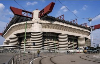 ميلان وإنتر ميلان يوقعان عقد شراء سان سيرو