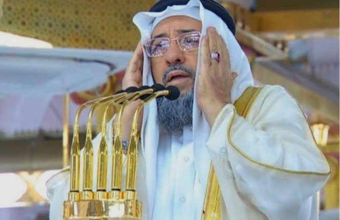رحيل مؤذن المسجد النبوي الشيخ فيصل بن عبد الملك النعمان رحيل مؤذن المسجد النبوي الشيخ فيصل بن عبد الملك النعمان