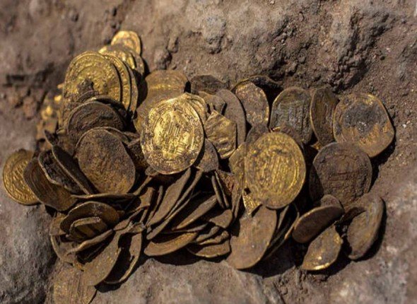 اكتشاف عملات وقطع أثرية عربية في منطقة إيفانوفو الروسية