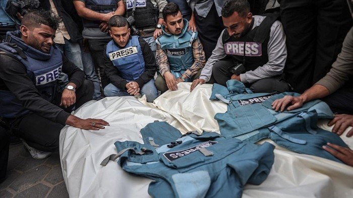 الاتحاد الدولي للصحفيين: فلسطين تتصدر حصيلة قتلى الإعلاميين عالميا خلال عام 2025 الاتحاد الدولي للصحفيين: فلسطين تتصدر حصيلة قتلى الإعلاميين عالميا خلال عام 2025