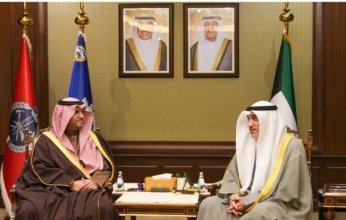 الكويت.. رئيس الوزراء بالإنابة يستعرض مع الأمير تركي بن محمد أوجه التعاون المختلفة