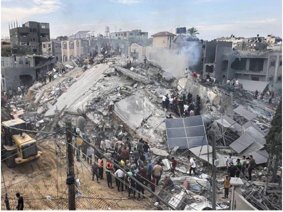 استشهاد 4 فلسطينيين بقصف إسرائيلي على جنوب قطاع غزة استشهاد 4 فلسطينيين بقصف إسرائيلي على جنوب قطاع غزة