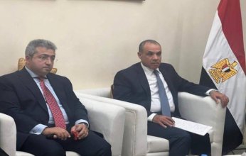 وزير الخارجية المصري يجتمع بأعضاء الجالية في قطر