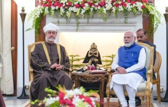 سلطان عُمان ورئيس الوزراء الهندي يعقدان جلسة مباحثات