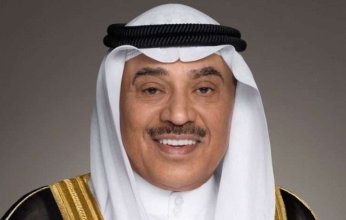 ولي العهد الكويتي يهنئ رئيس نادي الكويت بمناسبة الفوز بكأس الأمير لكرة القدم