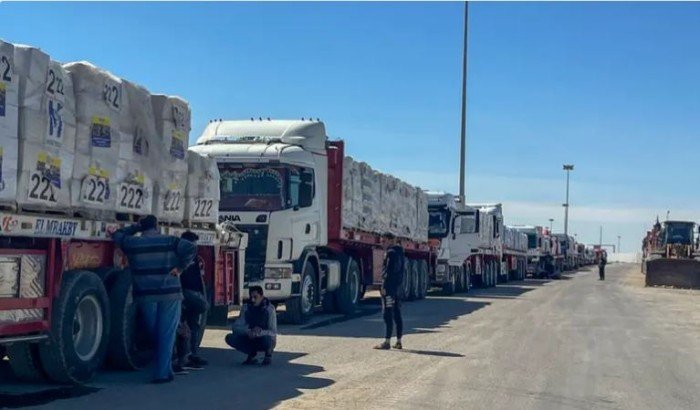 الاحتلال الإسرائيلي يحتجز 6 آلاف شاحنة إغاثية تكفي غزة لثلاثة أشهر