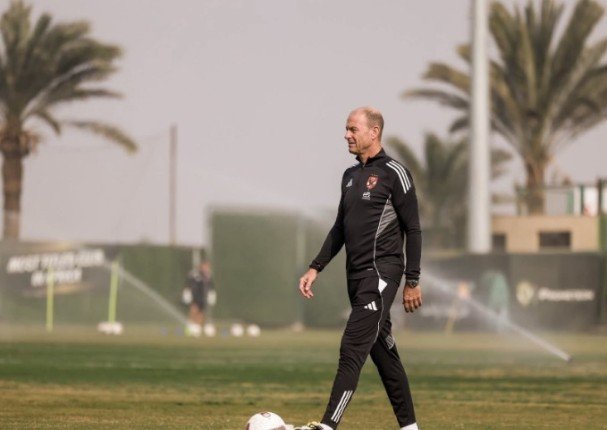 ثنائي في الهجوم.. تشكيل الأهلي أمام المصرية للاتصالات بكأس مصر ثنائي في الهجوم.. تشكيل الأهلي أمام المصرية للاتصالات بكأس مصر