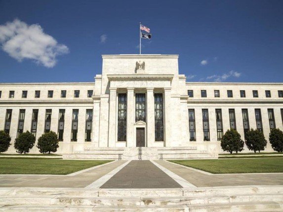 الاحتياطي الفيدرالي الأمريكي يخفض سعر الفائدة ربع نقطة مئوية للمرة الثالثة هذا العام إلى 3.75% الاحتياطي الفيدرالي الأمريكي يخفض سعر الفائدة ربع نقطة مئوية للمرة الثالثة هذا العام إلى 3.75%