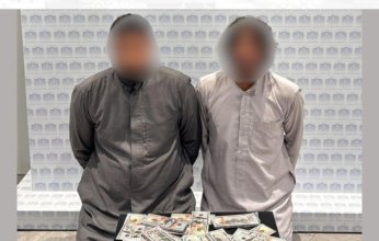 الداخلية الكويتية تضبط شخصين عربيين بتهمة ترويج دولارات مزيفة