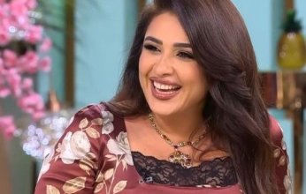 بالفيديو.. ياسمين عبد العزيز تفاجئ جمهورها بموقف لم يكن في الحسبان على الهواء