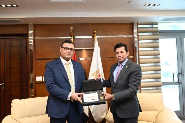 الشباب والرياضة تشدد على عدم الادلاء بأي تصريحات بخصوص أرض الزمالك إلا بعد انتهاء النيابة العامة الشباب والرياضة تشدد على عدم الادلاء بأي تصريحات بخصوص أرض الزمالك إلا بعد انتهاء النيابة العامة
