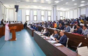 البرلمان الصومالي يرفض أي اعتراف للاحتلال يمس سيادة ووحدة أراضي بلاده