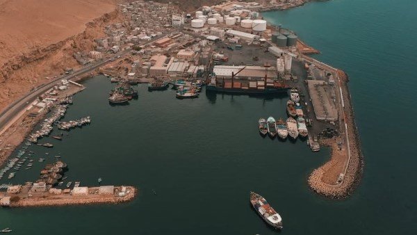 عودة ميناء المكلا اليمني لاستئناف نشاطه الملاحي والتجاري بشكل طبيعي عودة ميناء المكلا اليمني لاستئناف نشاطه الملاحي والتجاري بشكل طبيعي