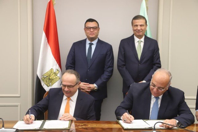 مصر.. وزيرا الزراعة والإسكان يشهدان اتفاقًا لإعادة تأهيل محطة الشيخ زويد مصر.. وزيرا الزراعة والإسكان يشهدان اتفاقًا لإعادة تأهيل محطة الشيخ زويد