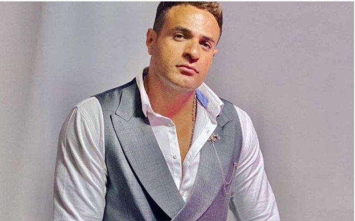 محمد نور يطرح أحدث أغنياته بعنوان "دوائر الحب"