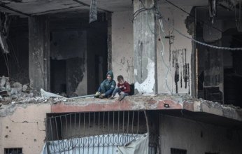 "حماس" تحذّر من كارثة إنسانية متفاقمة في غزة وتتهم إسرائيل بخرق وقف إطلاق النار
