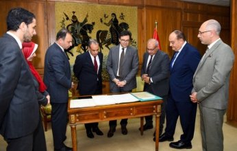 مصر.. وزير الخارجية يتسلم وثائق ومستندات وخرائط تاريخية بعد ترميمها بالهيئة العامة لدار الكتب والوثائق القومية