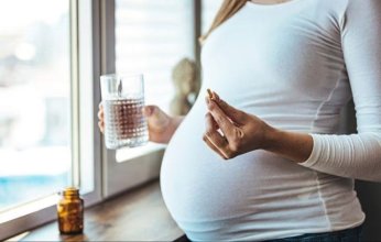مراجعة علمية كبرى تؤكد أمان الباراسيتامول أثناء الحمل وتنفي صلته بالتوحد واضطرابات النمو