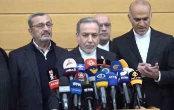 وزير الخارجية الإيراني يؤكد سعي بلاده لتطوير العلاقات مع لبنان