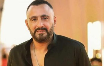 النجم أحمد السقا يوضح موقفه من اتهام مها الصغير بالسرقة ويحسم الجدل حول العودة