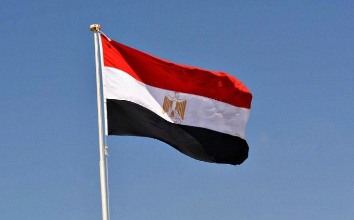 مصر تعرب عن تقديرها للجهود التي يبذلها لبنان في سبيل بسط سلطته الكاملة على جميع أراضيه مصر تعرب عن تقديرها للجهود التي يبذلها لبنان في سبيل بسط سلطته الكاملة على جميع أراضيه